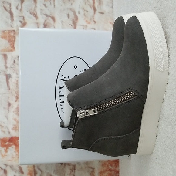 New Steve Madden Wedgie Leather Sneakers - Picture 9 of 13